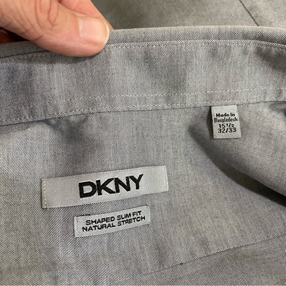DKNY Men’s Satiny Shaped Slim Fit Natural Stretch Long Sleeve Dress Shirt - Picture 7 of 7